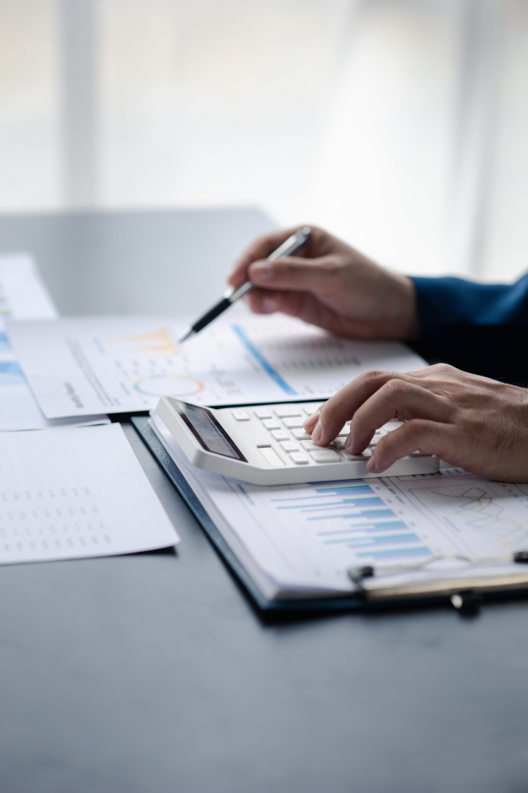 Estructuración y Reestructuración de Deuda